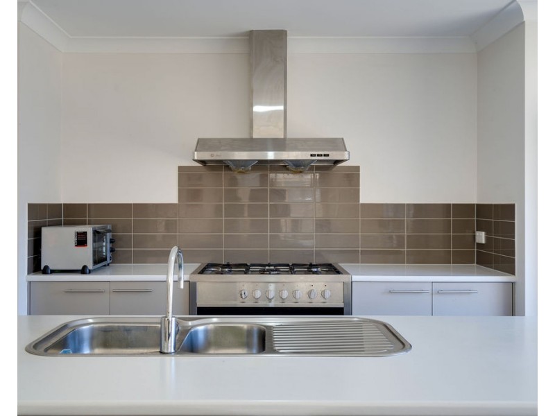 13 Villeneuve St, Alexandra VIC 3714