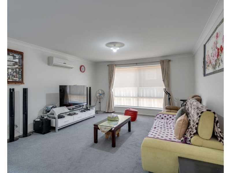 13 Villeneuve St, Alexandra VIC 3714