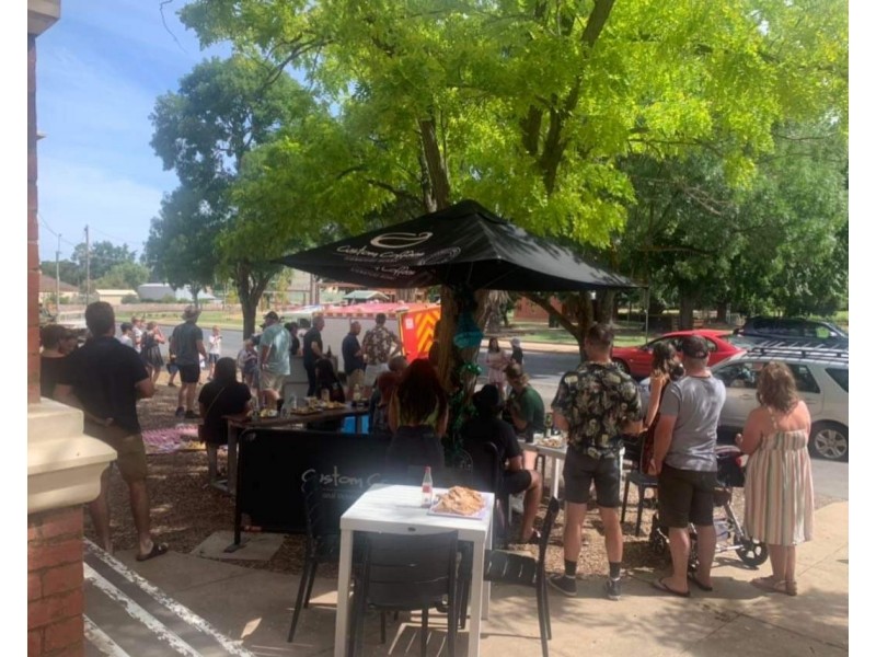 8 NAPIER STREET, St Arnaud VIC 3478