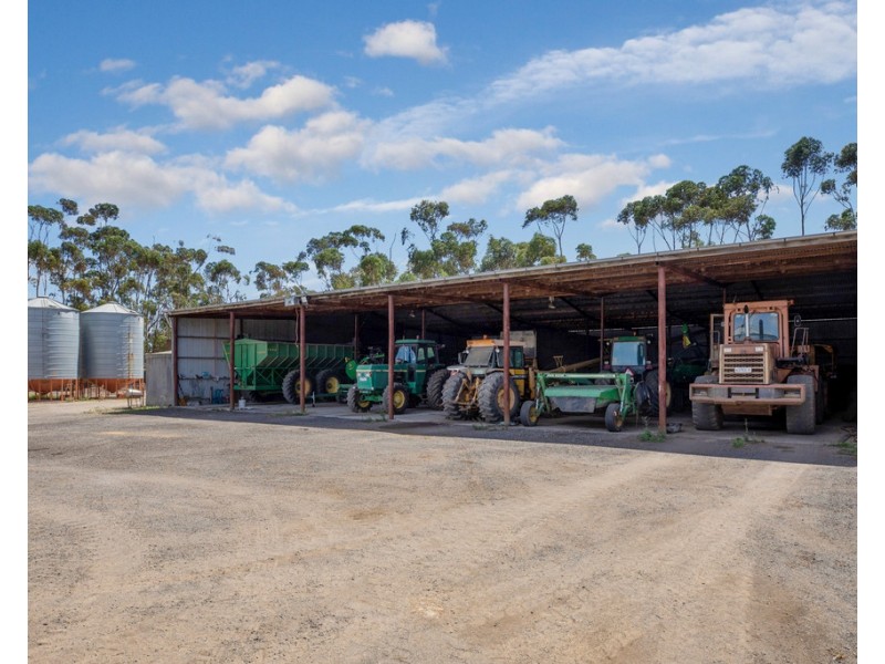 239 and 240 Colac-Ballarat Road, Cressy VIC 3322