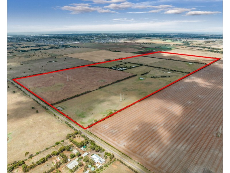 260 Shanahans  Road, Mount Cottrell VIC 3024