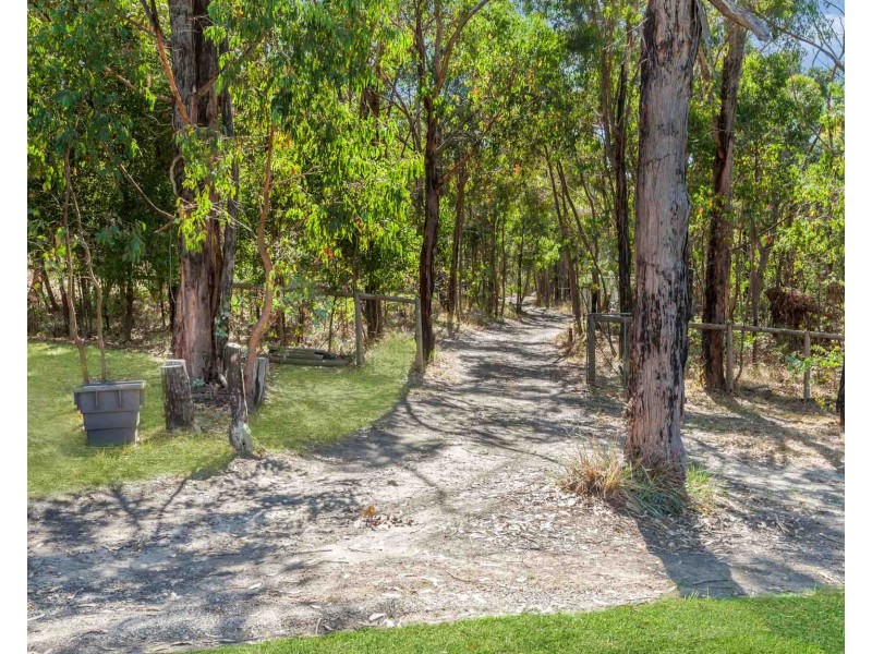 235 North Mountain Road, Heathcote Junction VIC 3758
