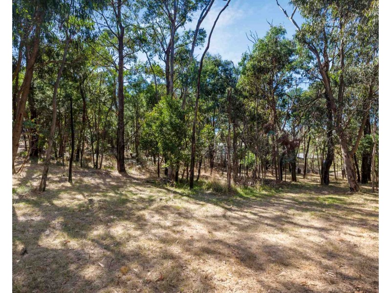235 North Mountain Road, Heathcote Junction VIC 3758