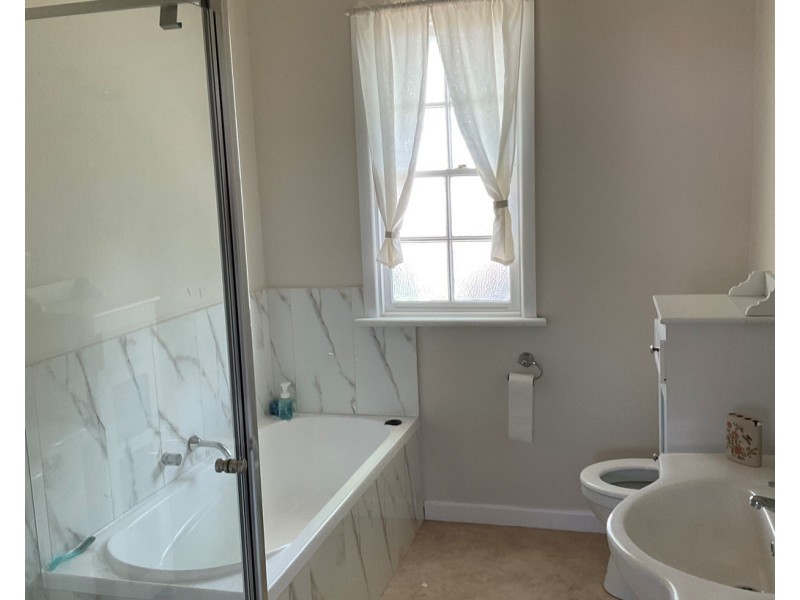 30 Bowen street, St Arnaud VIC 3478