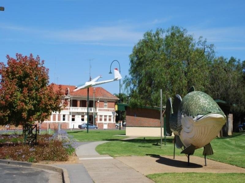 Cnr Bruce Birrell Drive and Bruton Street, Tocumwal NSW 2714