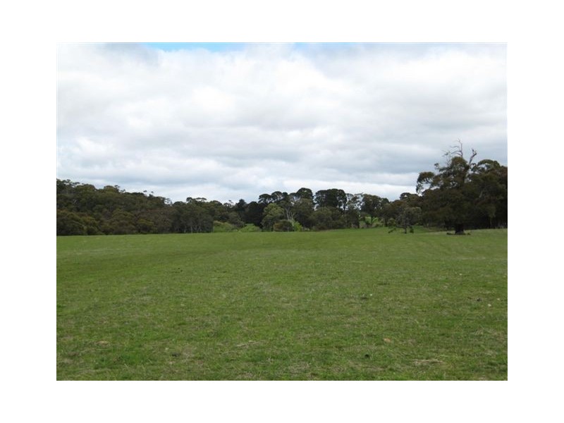 1 James Lane, Tylden VIC 3444