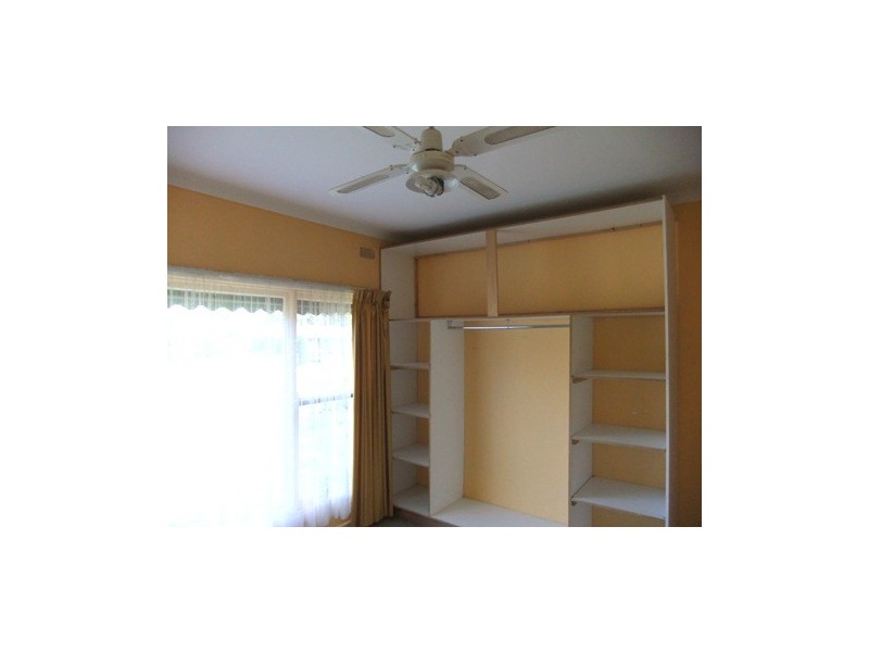 12 Albert Street, St Arnaud VIC 3478