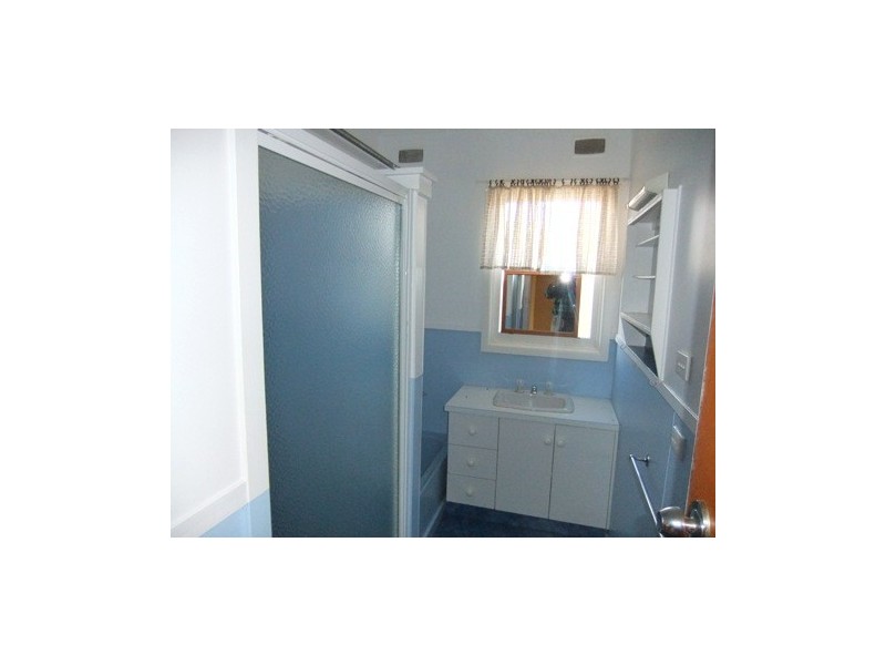 12 Albert Street, St Arnaud VIC 3478