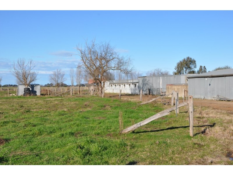 11 Fairmaid Rd, Kialla VIC 3631