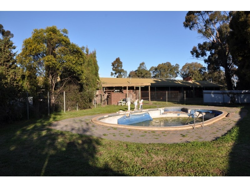 11 Fairmaid Rd, Kialla VIC 3631