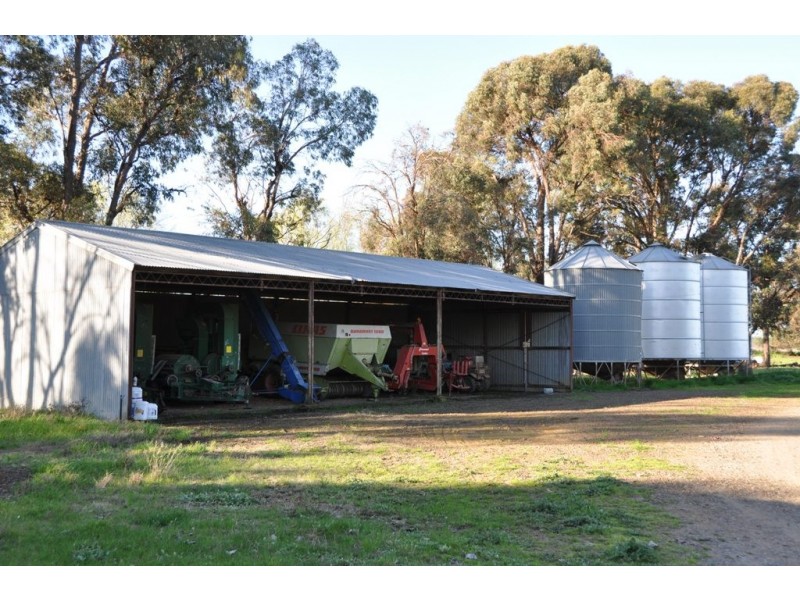 375 Sandmount Road, Katunga VIC 3640