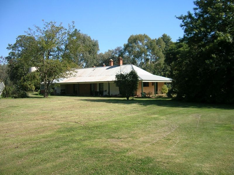 2014 Great Alpine Road, Everton VIC 3678