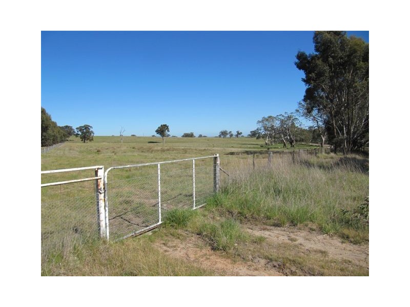 660 Valley Rd, Glenhope VIC 3444