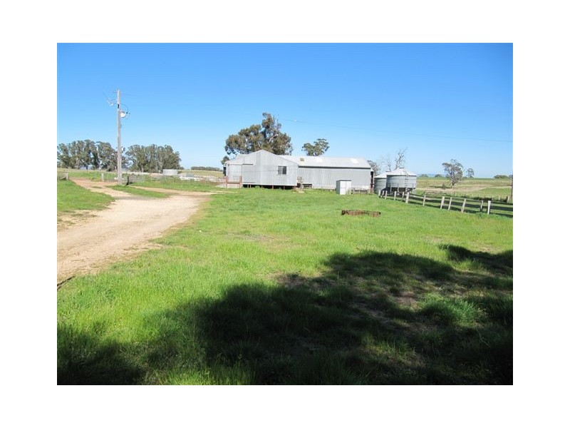 660 Valley Rd, Glenhope VIC 3444