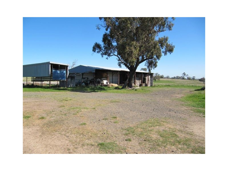 660 Valley Rd, Glenhope VIC 3444