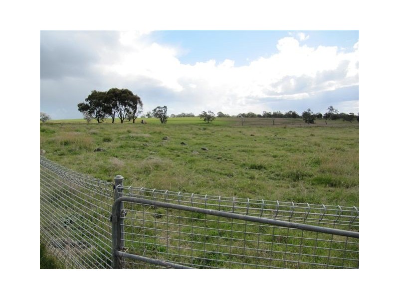 660 Valley Rd, Glenhope VIC 3444
