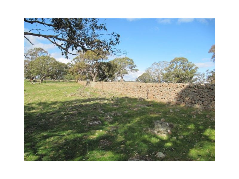 660 Valley Rd, Glenhope VIC 3444