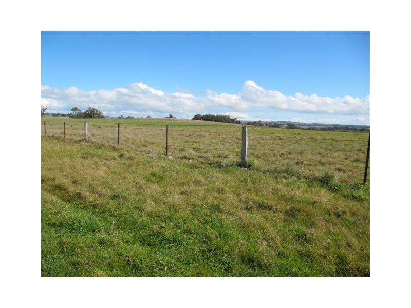 660 Valley Rd, Glenhope VIC 3444