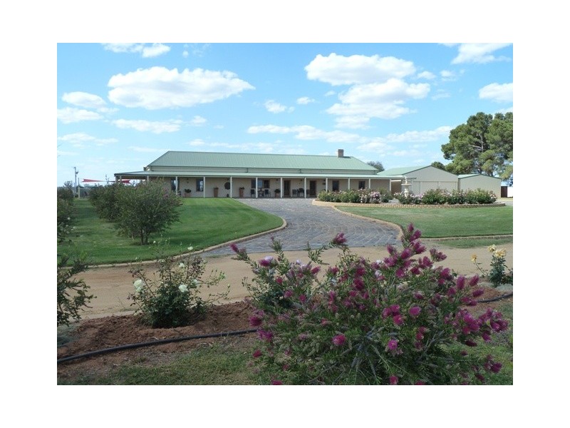 326 Glenn Road via Thyra Road, Moama NSW 2731