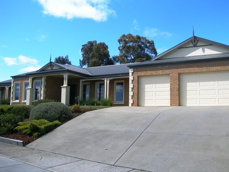 23 Oswald Drive, Alexandra VIC 3714