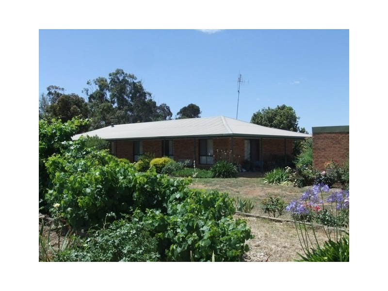 767 Stockham Bridge Road, Kooreh via St Arnaud, St Arnaud VIC 3478