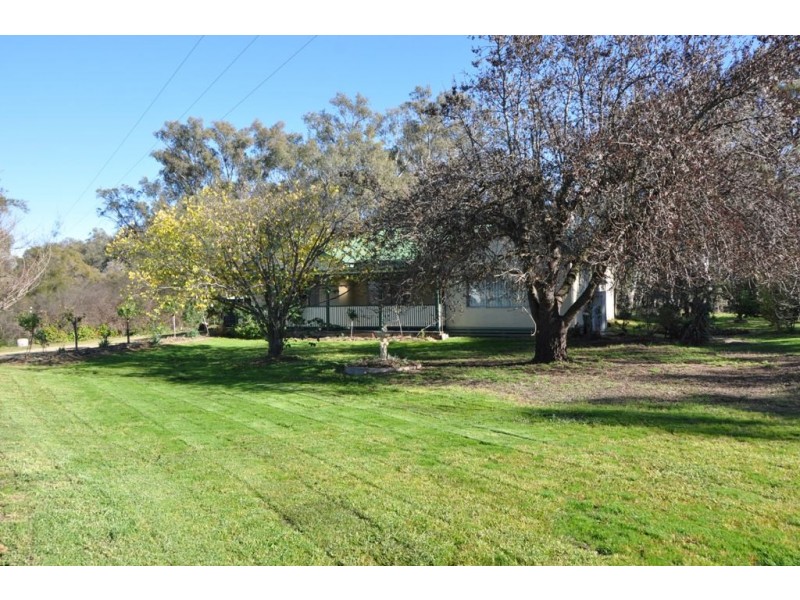 53 Brittain Rd, Numurkah VIC 3636