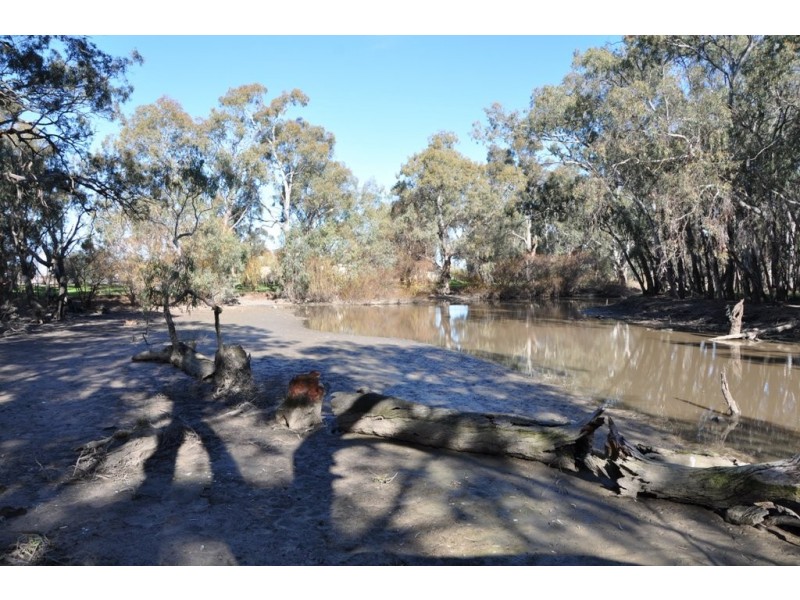 53 Brittain Rd, Numurkah VIC 3636