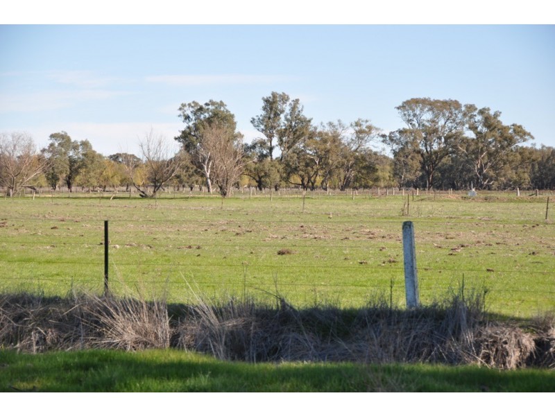 53 Brittain Rd, Numurkah VIC 3636