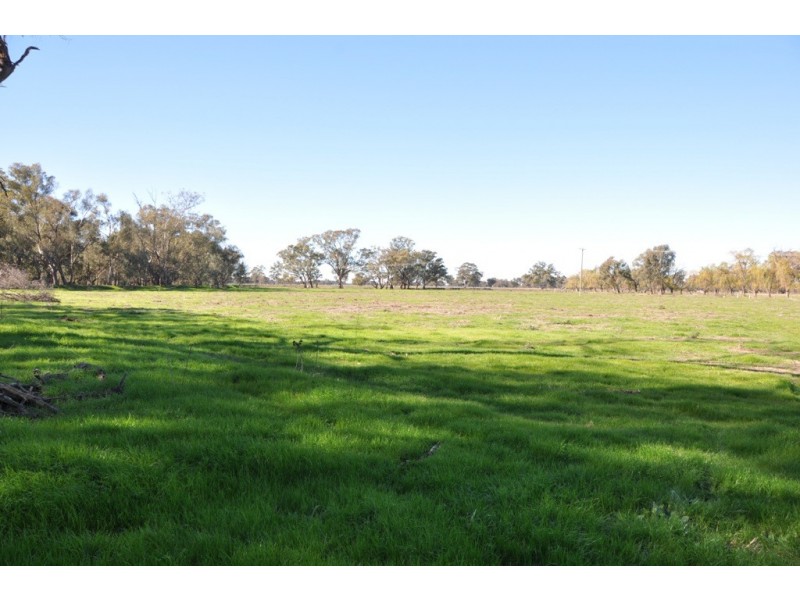 53 Brittain Rd, Numurkah VIC 3636