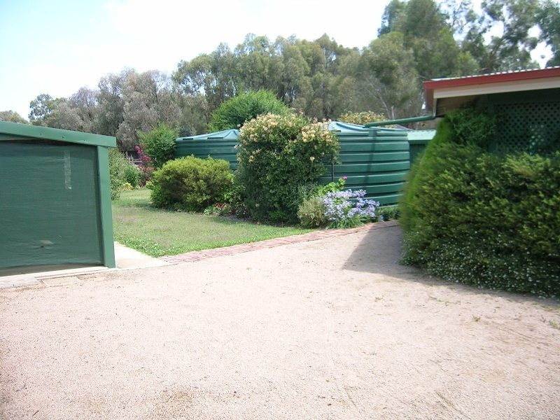 182  River Road, Tarrawingee VIC 3678