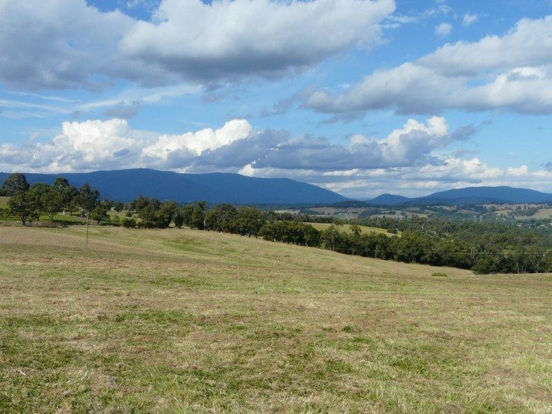 680 Beenak Road, Seville VIC 3139