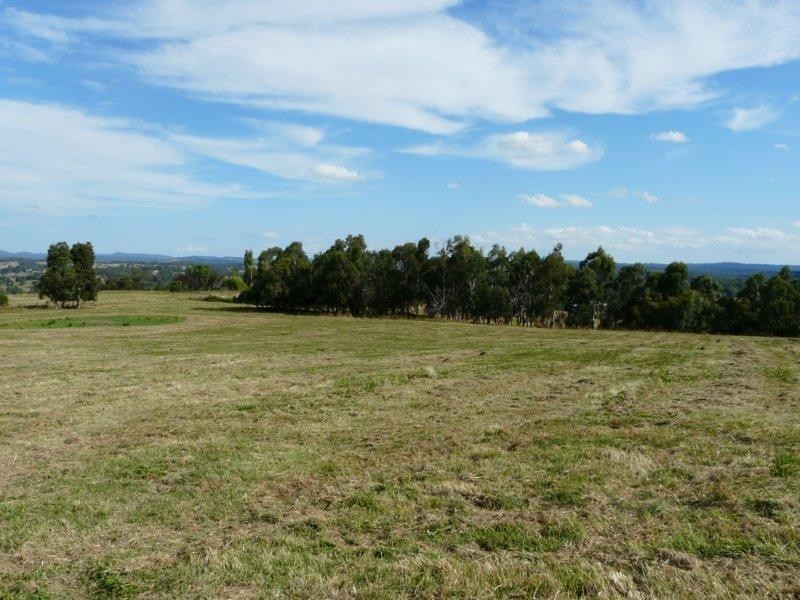 680 Beenak Road, Seville VIC 3139