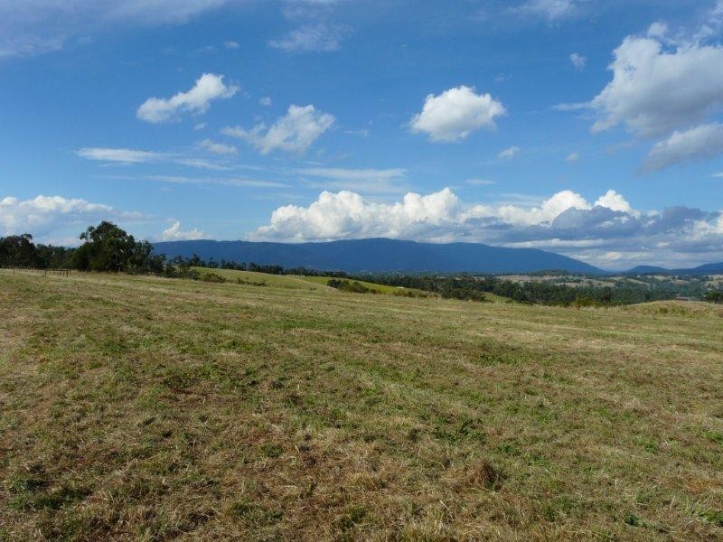 680 Beenak Road, Seville VIC 3139