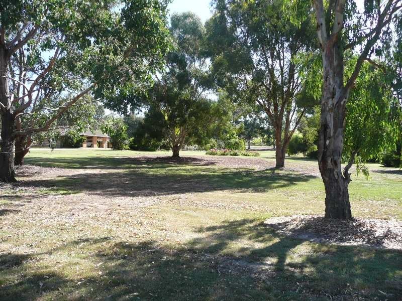 31 Girdwood Court, Alexandra VIC 3714