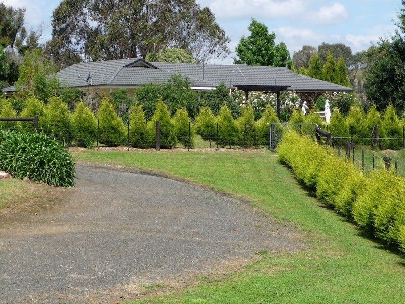 45 The Dene, Wandong VIC 3758