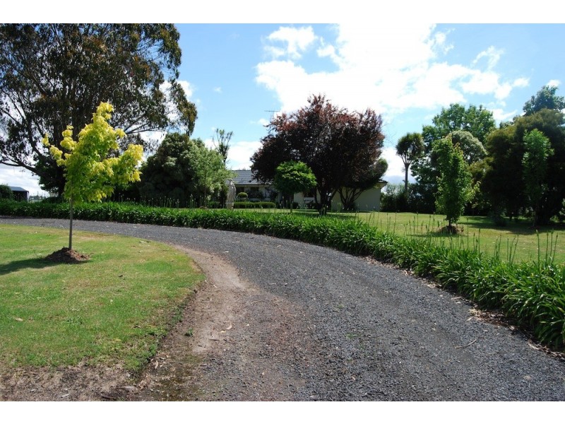 45 The Dene, Wandong VIC 3758