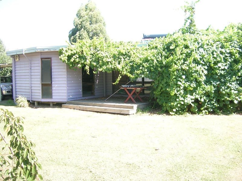 86 Markwood-Tarrawingee Road, Markwood VIC 3678