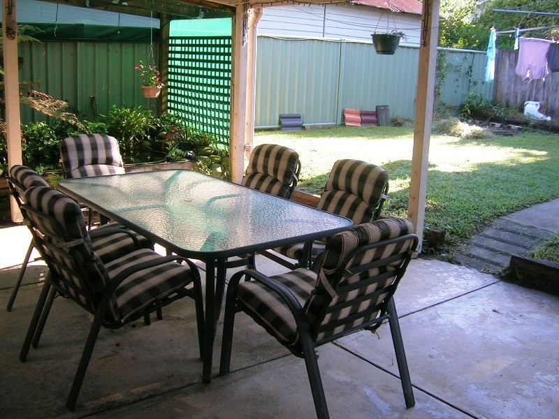 6 Fifth St, Eildon VIC 3713