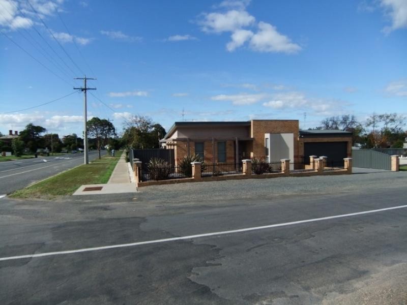 84 Canterbury Street, St Arnaud VIC 3478