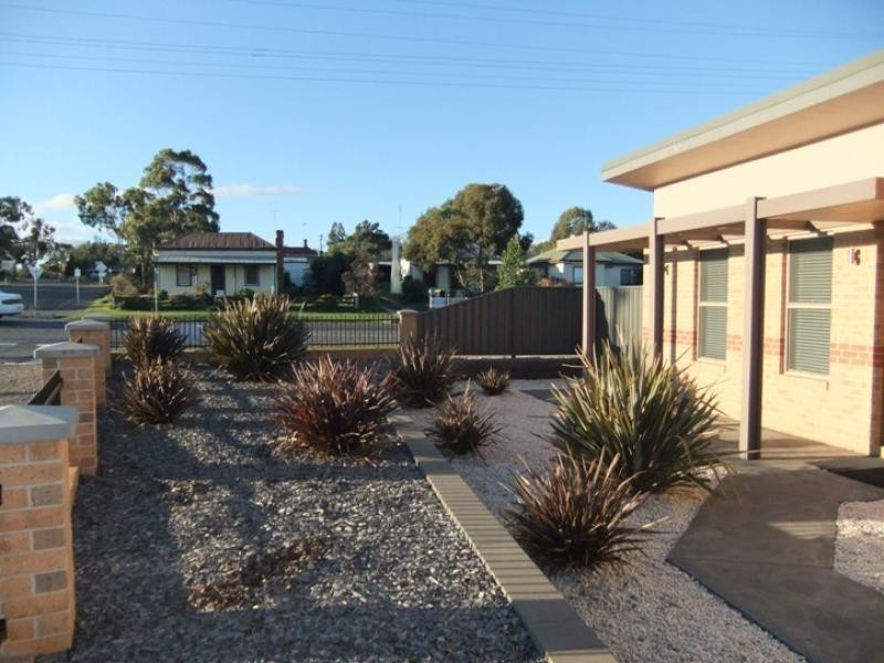 84 Canterbury Street, St Arnaud VIC 3478