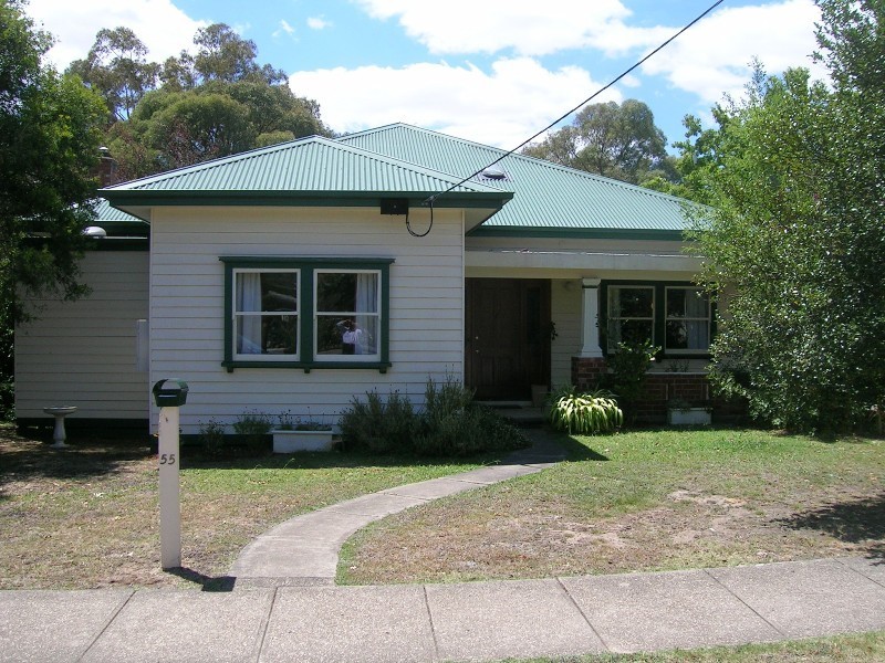 55 Bayley St, Alexandra VIC 3714