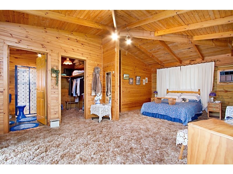 20 Coopers Road, Willowmavin VIC 3764