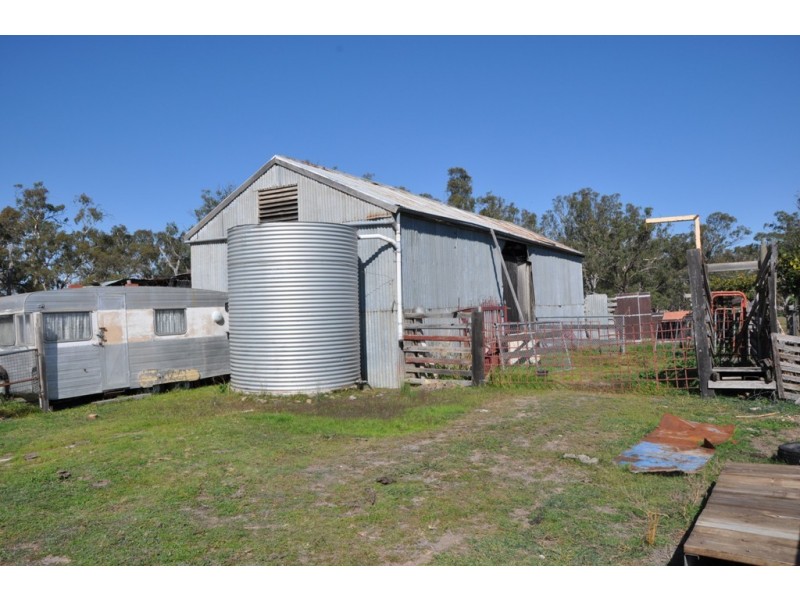 - Violet Town-Murchison  Road, Arcadia South VIC 3631