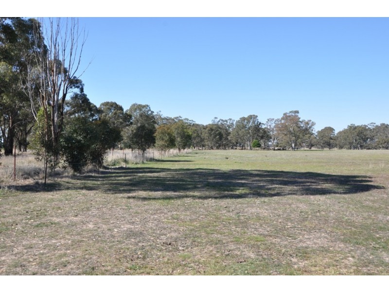 - Violet Town-Murchison  Road, Arcadia South VIC 3631