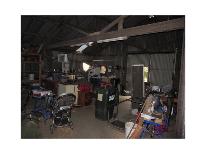 52 Trickeys Ln, Drummond VIC 3461