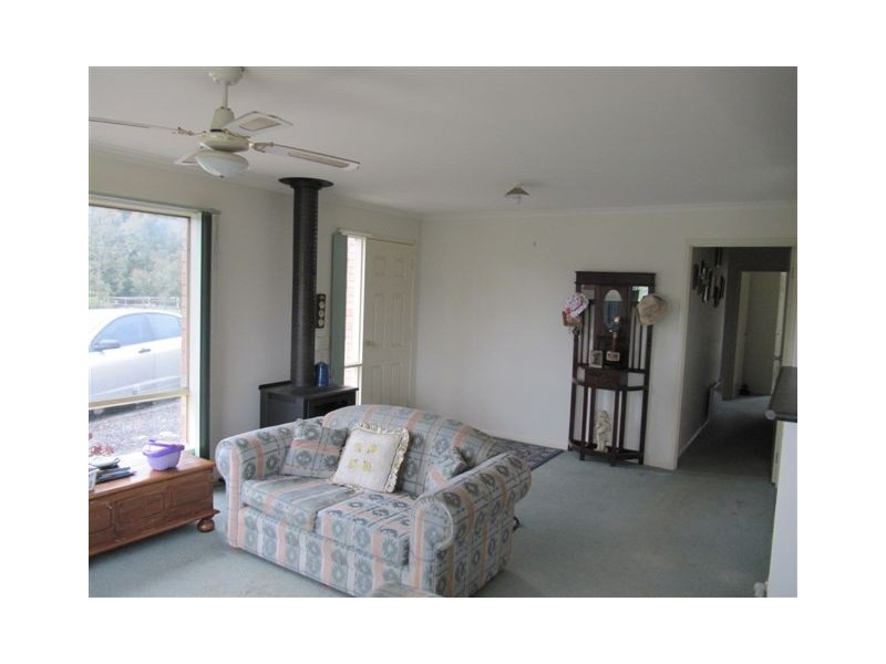 52 Trickeys Ln, Drummond VIC 3461