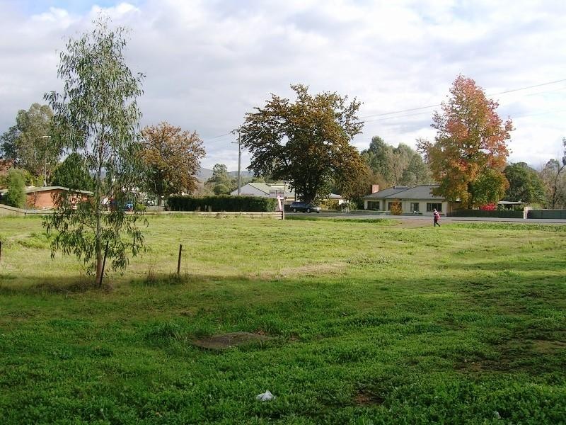 62 Downey St, Alexandra VIC 3714