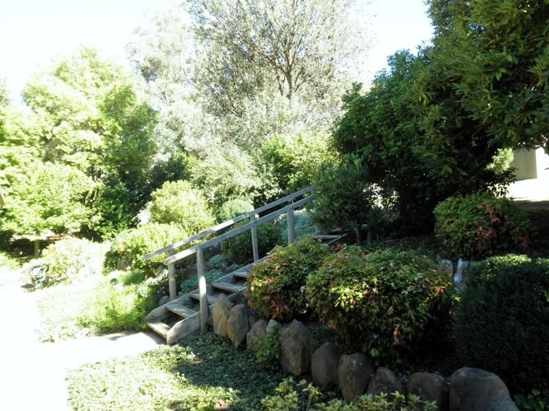 118 Growlers Creek Road, Wandiligong VIC 3744