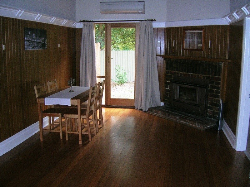 4 Aitken St, Alexandra VIC 3714