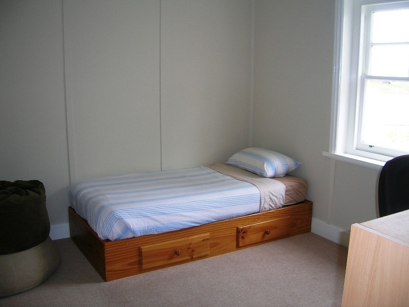 4 Aitken St, Alexandra VIC 3714